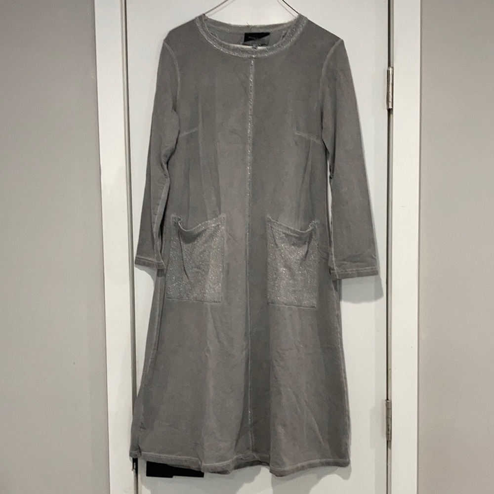 Midi dress long sleeve with silver sparkle detailing and pockets